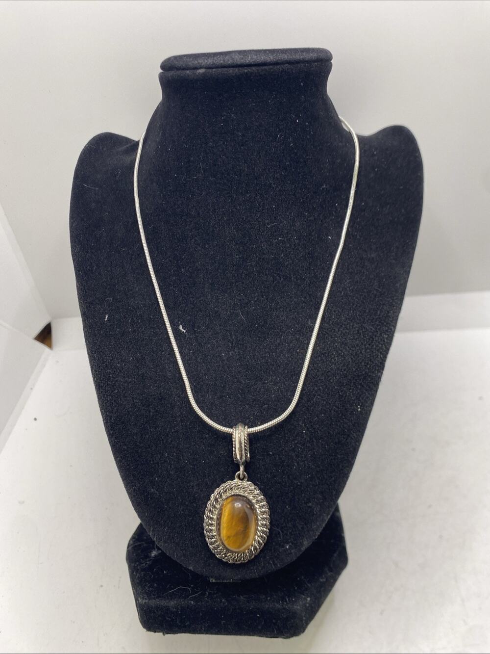 Womens Vintage Tiger Eye Necklace
